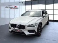 Gebraucht Volvo V60 CC Pro 197 PS (144 kW) 2021 Crystal white Kombi