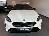 Neu BMW 135 300 PS (220 kW) 2026 Alpinweiss uni Kleinwagen