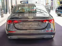 Second-hand Mercedes E220 Avantgarde 197 CP (144 kW) 2025 Gri Berlinǎ