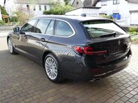 gebraucht BMW 530 i Tour. Luxury *Standhzg+AHK+DrivAsProf+Panod