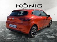 Gebraucht Renault Clio V Equilibre 94 PS (69 kW) 2023 Orange Limousine