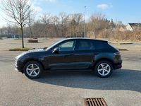 Gebraucht Porsche Macan 245 PS (180 kW) 2021 Schwarz SUV