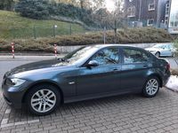 gebraucht BMW 318 LIMOUSINEAber 2 Liter Motor