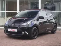 Używany Toyota Aygo 69 KM (50 kW) 2018 Czarny Hatchback