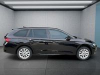 Neu Skoda Octavia 150 PS (110 kW) 2025 Schwarz Kombi