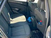 Gebraucht Opel Astra 165 PS (121 kW) 2011 Grün Kombi