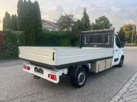 Gebraucht Opel Movano 131 PS (96 kW) 2018 Weiß Van / Kleinbus