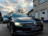 Gebraucht VW Passat Highline 150 PS (110 kW) 2015 Schwarz Kombi