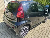 Gebraucht Peugeot 107 Style 68 PS (50 kW) 2014 Schwarz Kleinwagen