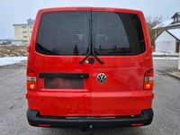 Gebraucht VW T5 105 PS (77 kW) 2009 Rot Van
