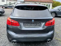 Gebraucht BMW 218 Advantage 150 PS (110 kW) 2018 Mineralgrau metallic Van / Kleinbus