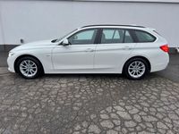 gebraucht BMW 320 i Touring Luxury LED Navi Leder Pano