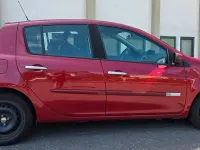 Gebraucht Renault Clio II Authentique 75 PS (55 kW) 2010 Rot Limousine