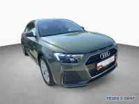 Gebraucht Audi A1 Sportback Advanced 116 PS (85 kW) 2025 Distriktgrün metallic Kleinwagen