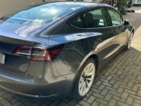 gebraucht Tesla Model 3 SR+, 16 Monate, wie neu