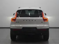 Gebraucht Volvo XC40 Plus 197 PS (144 kW) 2025 Weiß SUV