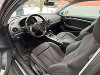 Gebraucht Audi A3 Ambiente 116 PS (85 kW) 2017 Grau Limousine