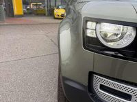 Gebraucht Land Rover Defender 249 PS (183 kW) 2021 Pangea green SUV