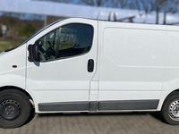 Gebraucht Opel Vivaro 90 PS (66 kW) 2013 Weiß Van / Kleinbus
