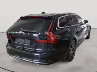 Gebraucht Volvo V90 Inscription 310 PS (228 kW) 2022 Onyx schwarzmetallic Kombi