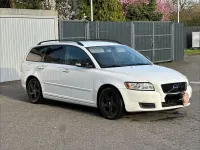 Gebraucht Volvo V50 109 PS (80 kW) 2010 Weiß Kombi
