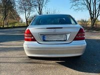Gebraucht Mercedes C200 Classic 116 PS (85 kW) 2003 Grau Limousine