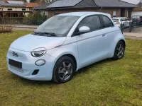 Gebraucht Fiat 500e 86 kW (118 PS) 2021 Blau Kleinwagen
