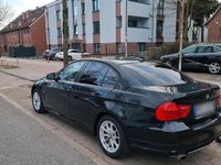 Gebraucht BMW 320 184 PS (135 kW) 2010 Schwarz Limousine