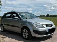 Gebraucht Kia Rio 112 PS (82 kW) 2005 Grau Limousine