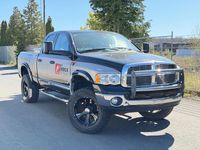 Usado Dodge Ram 345 HP (253 kW) 2005 Preto Pickup
