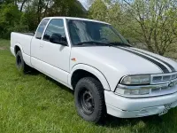 Używany Chevrolet S10 193 KM (141 kW) 1998 Biały Pickup