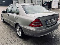 Gebraucht Mercedes C200 163 PS (119 kW) 2002 Beige Limousine