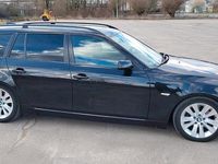 Gebraucht BMW 525 197 PS (144 kW) 2007 Schwarz Kombi