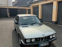Usata BMW 528 184 CV (135 kW) 1983 Verde Berlina