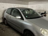 Gebraucht VW Polo Trendline 80 PS (58 kW) 2006 Silber Kleinwagen