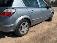 Gebraucht Opel Astra 105 PS (77 kW) 2005 Grau Kleinwagen