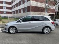 Gebraucht Mercedes B220 177 PS (130 kW) 2016 Grau Van / Kleinbus