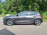 Gebraucht Ford Focus Active 125 PS (91 kW) 2021 Grau Limousine