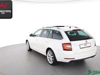 Gebraucht Skoda Octavia 184 PS (135 kW) 2020 Candyweiss Kombi