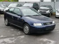 Gebraucht Audi A3 101 PS (74 kW) 1997 Blau Kleinwagen