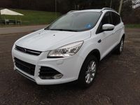 Gebraucht Ford Kuga Titanium 150 PS (110 kW) 2016 Weiß SUV
