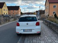 Gebraucht VW Polo 90 PS (66 kW) 2014 Weiß Kleinwagen
