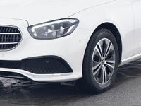 Gebraucht Mercedes E220 Avantgarde 200 PS (147 kW) 2023 Weiß Kombi