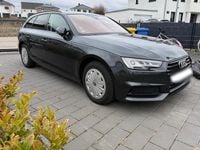 Gebraucht Audi A4 150 PS (110 kW) 2019 Grau Kombi