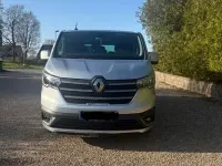 Gebraucht Renault Trafic 150 PS (110 kW) 2022 Silber Van / Kleinbus