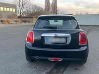Second-hand Mini Cooper 136 CP (100 kW) 2016 Negru Hatchback
