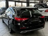 Gebraucht Mercedes 200 Avantgarde 204 PS (150 kW) 2022 Schwarz  unilack Kombi
