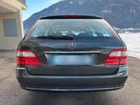 Gebraucht Mercedes E500 Avantgarde 306 PS (225 kW) 2004 Grau Kombi