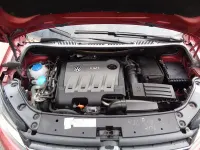 Gebraucht VW Touran 140 PS (102 kW) 2011 Rot Van / Kleinbus