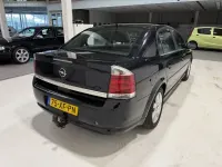 Gebraucht Opel Vectra Cosmo 140 PS (102 kW) 2007 Schwarz Limousine